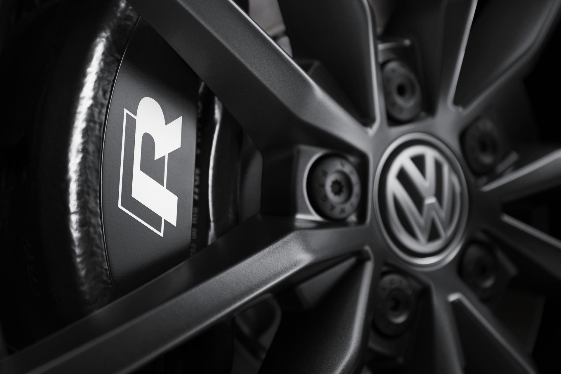 1920x1280 Volkswagen T Roc R Brakes Wallpaper (160)
