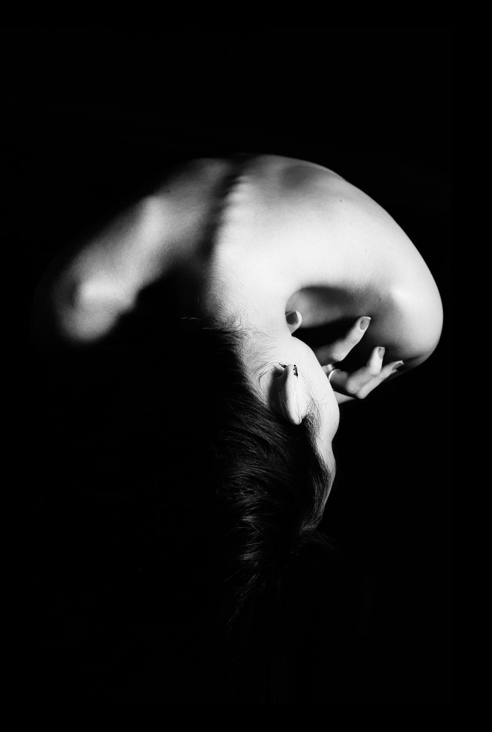 1000x1487 Black Background Girl Picture. Download Free Image