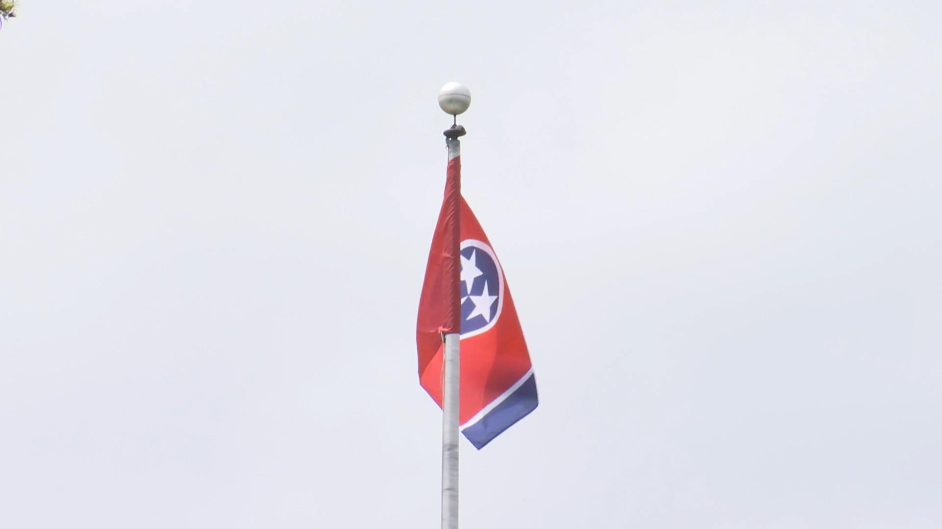 1920x1080 Tennessee flag flies over North Carolina Capitol. WKRN News 2