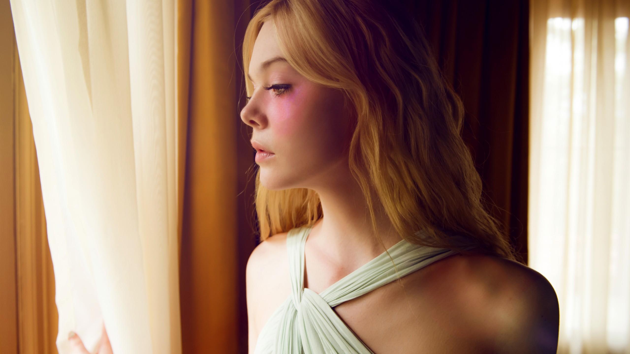2560x1440 Elle Fanning The Neon Demon 4K wallpaper