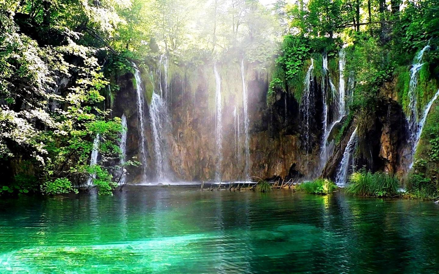 1440x900 Waterfall Summer Wallpaper