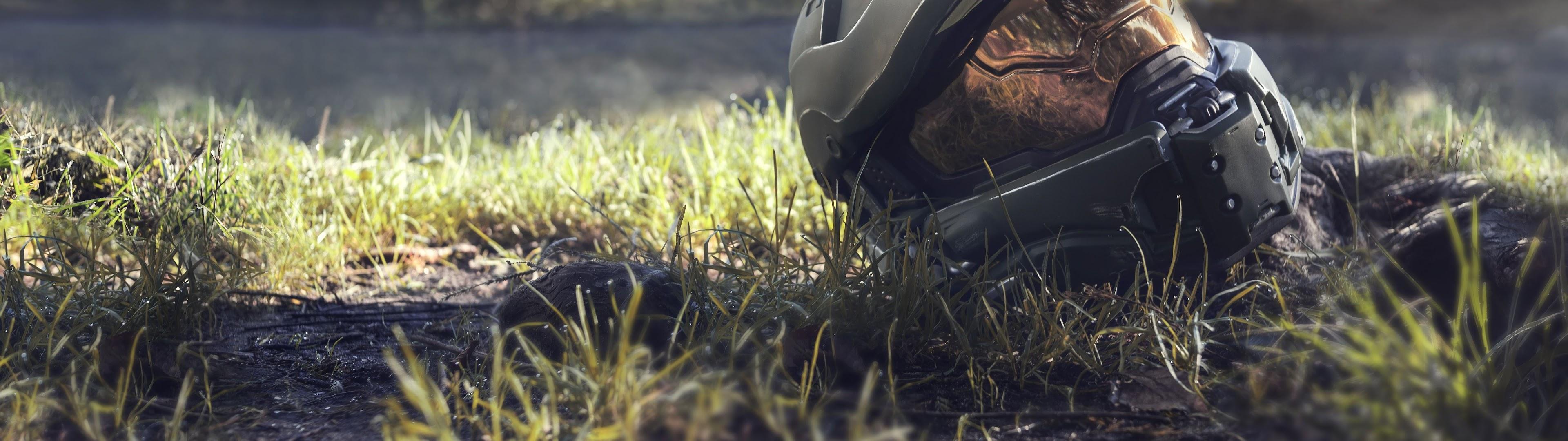 3840x1080 Halo Infinite Master Chief Helmet 8K Wallpaper