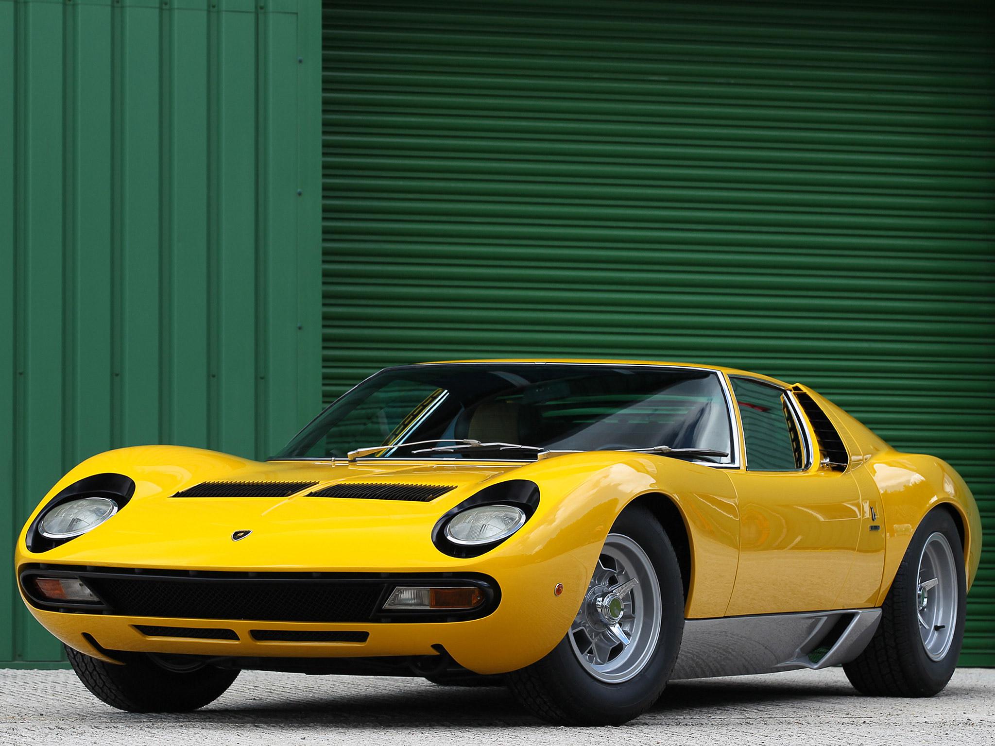 2048x1536 Lamborghini Miura SV Wallpaper