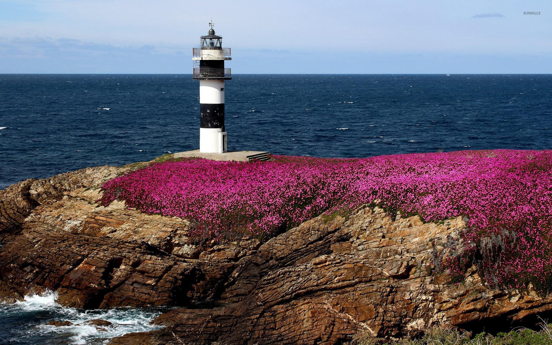 1920x1200 Lighthouse in Isla Pancha [2] wallpaper wallpaper