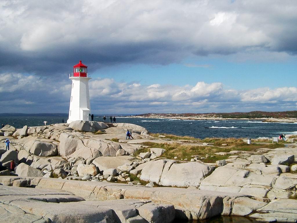 1024x768 Winter Lighthouse Wallpaper Desktop