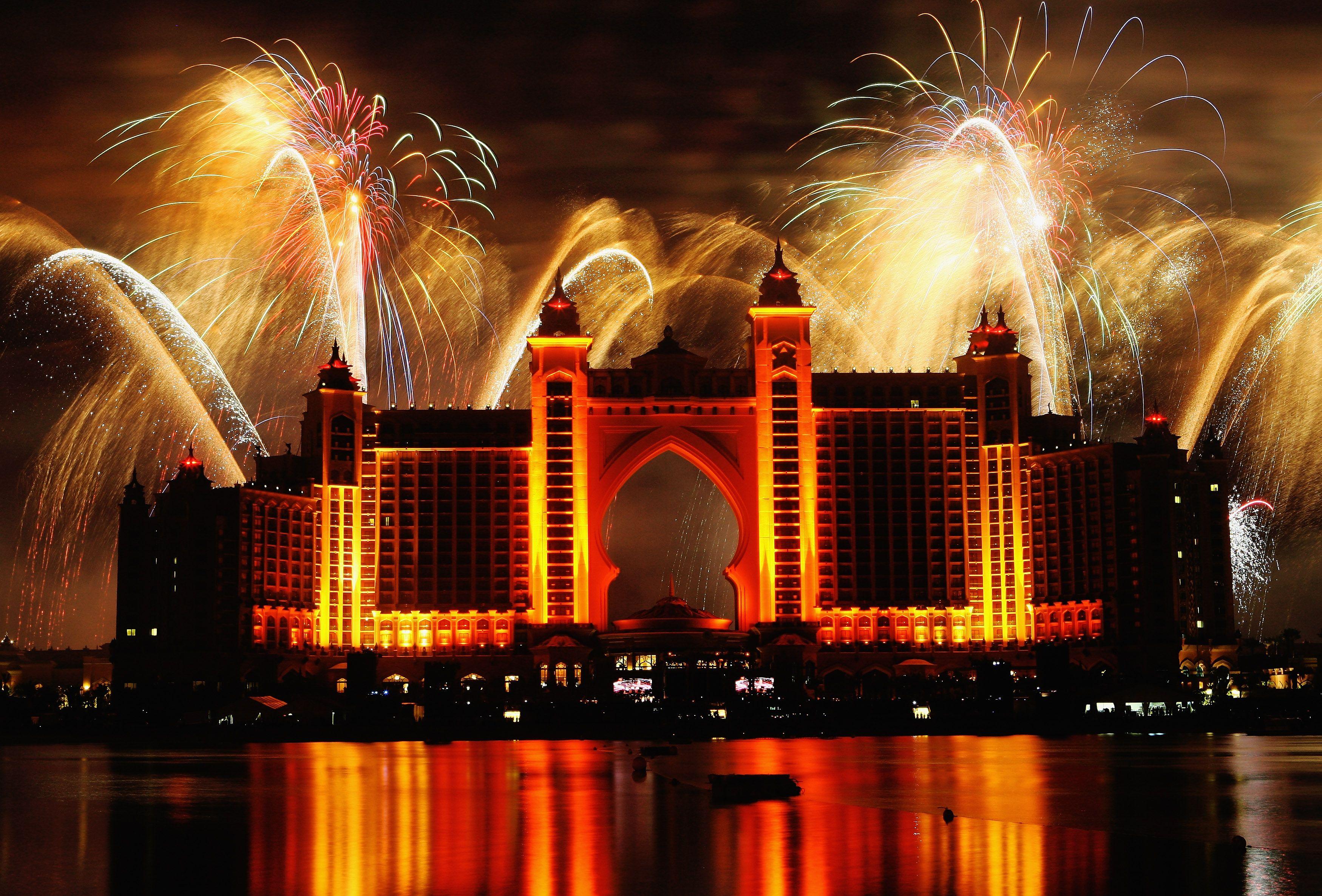 3500x2372 Download Free Wallpaper Your Desktop, Tablet, Or Smartphone. Cool places to visit, Dubai night, Dubai
