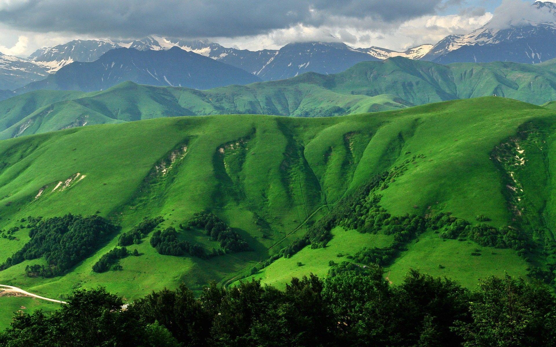 1920x1200 Landscape Green Mountains