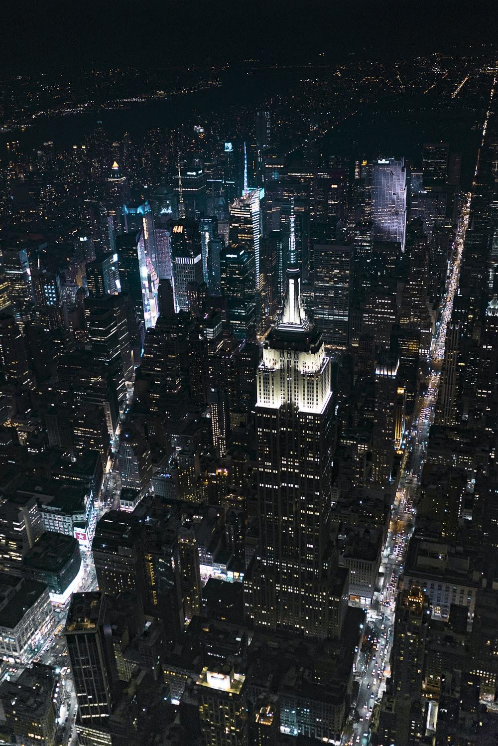1000x1497 City Wallpaper: Free HD Download [HQ]