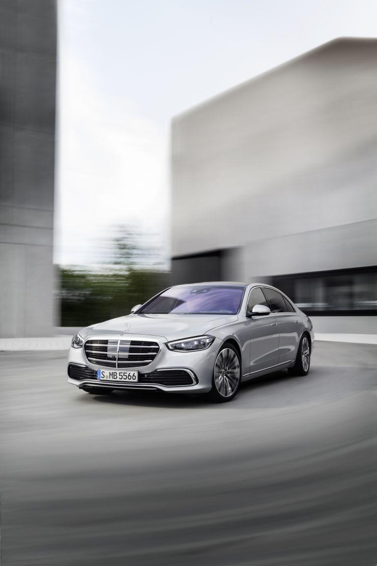 768x1152 Mercedes Benz S Class ( V223 ) Quality Free High Resolution Car Image
