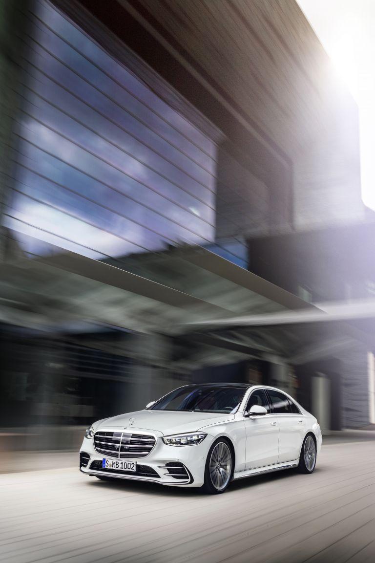 768x1152 Mercedes Benz S Class ( V223 ) Quality Free High Resolution Car Image