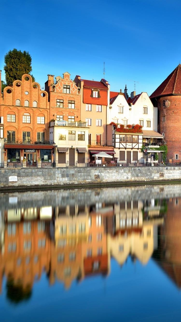 750x1334 Poland, Old Town, Gdansk, River, City, Houses 750x1334 IPhone 8 7 6 6S Wallpaper, Background, Picture, Image