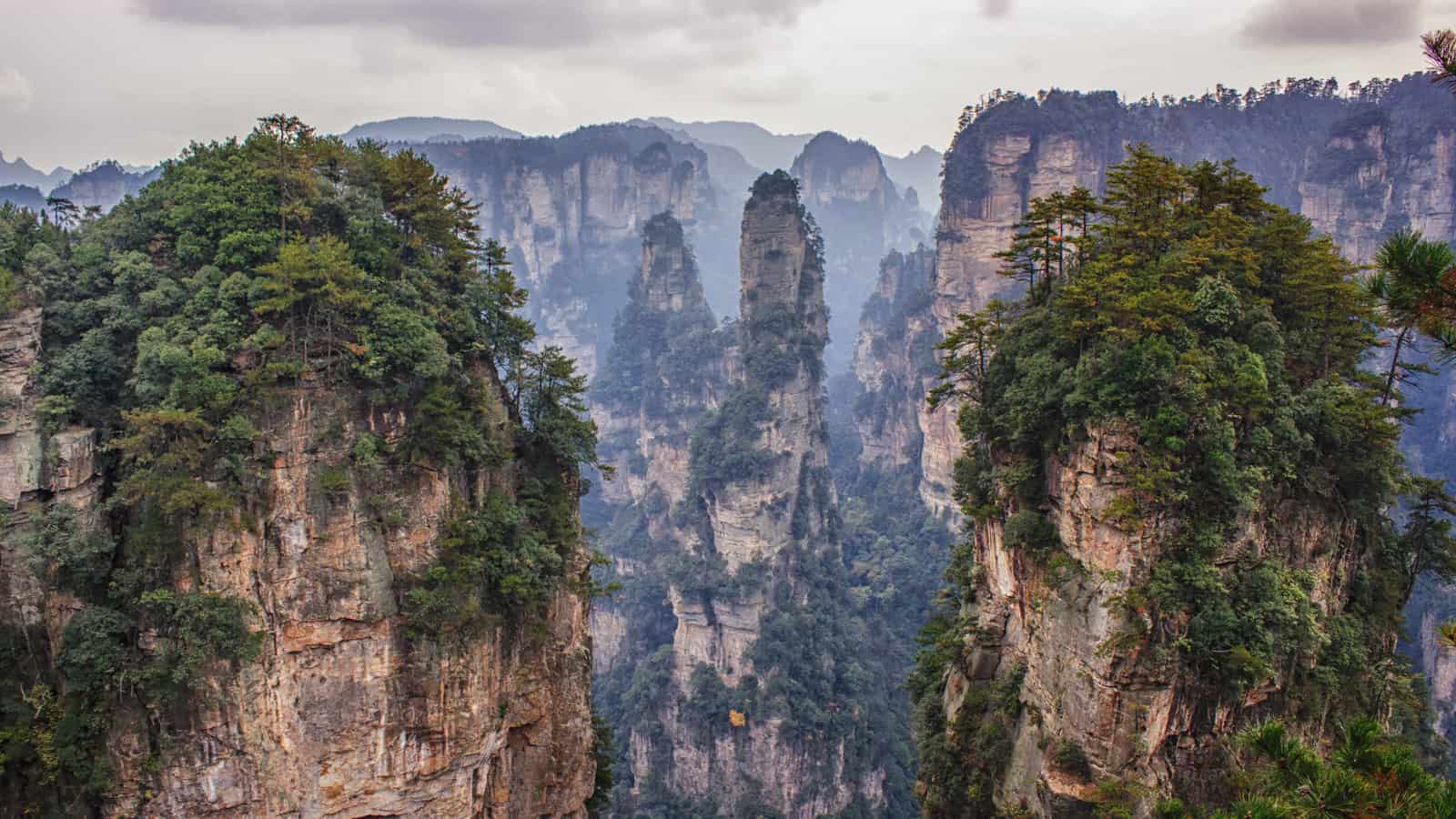 1600x900 Snapshot: Avatar Hallelujah Mountain in Zhangjiajie, China. The Poor Traveler Itinerary Blog