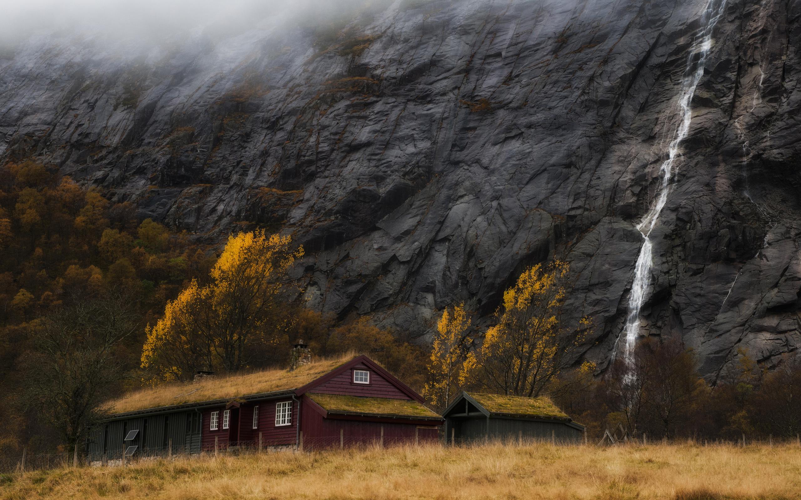 2560x1600 Stavanger waterfalls norway
