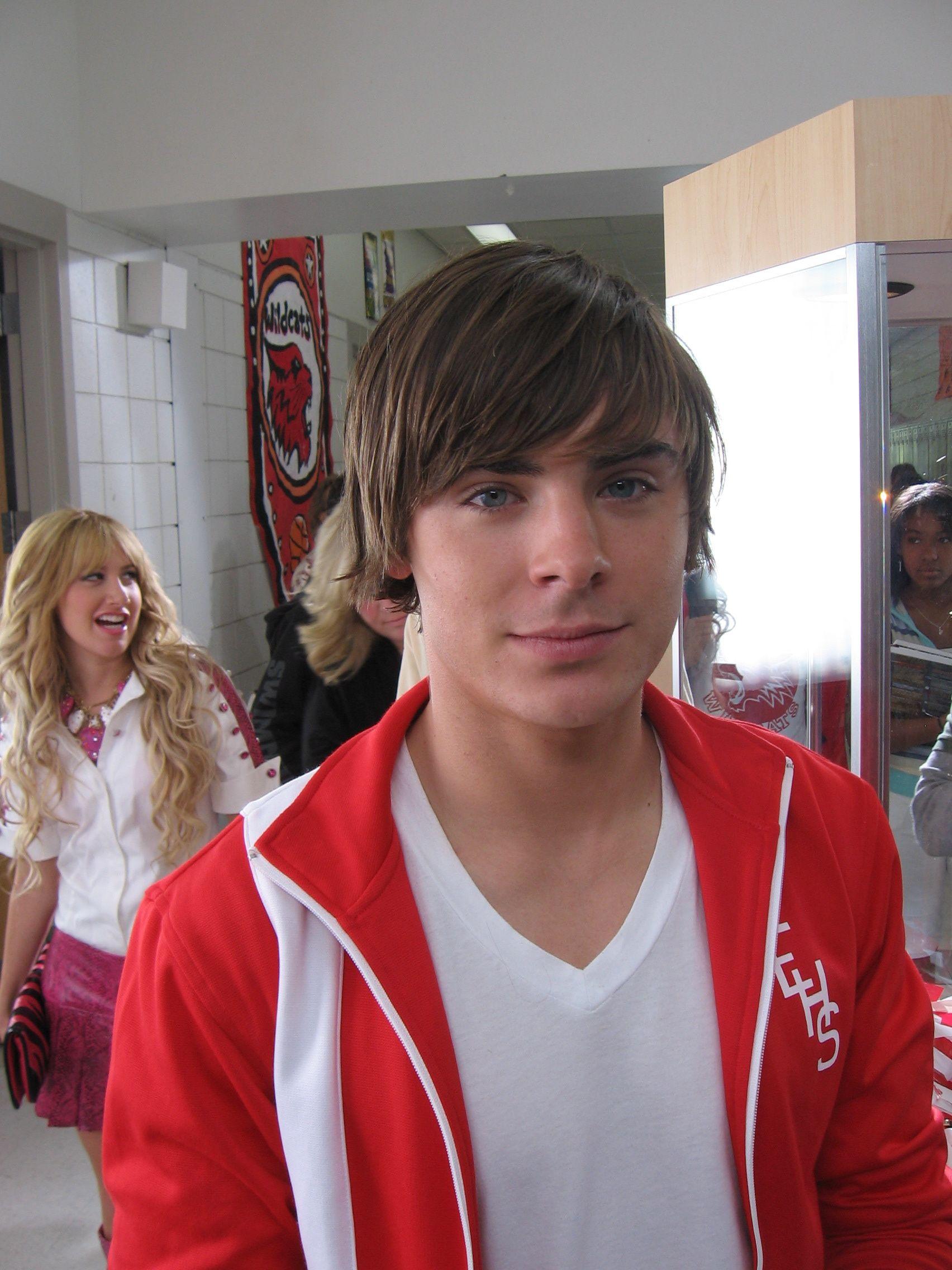 1704x2272 Zac Efron Celeb Picture. High school musical, High school music, High school musical cast