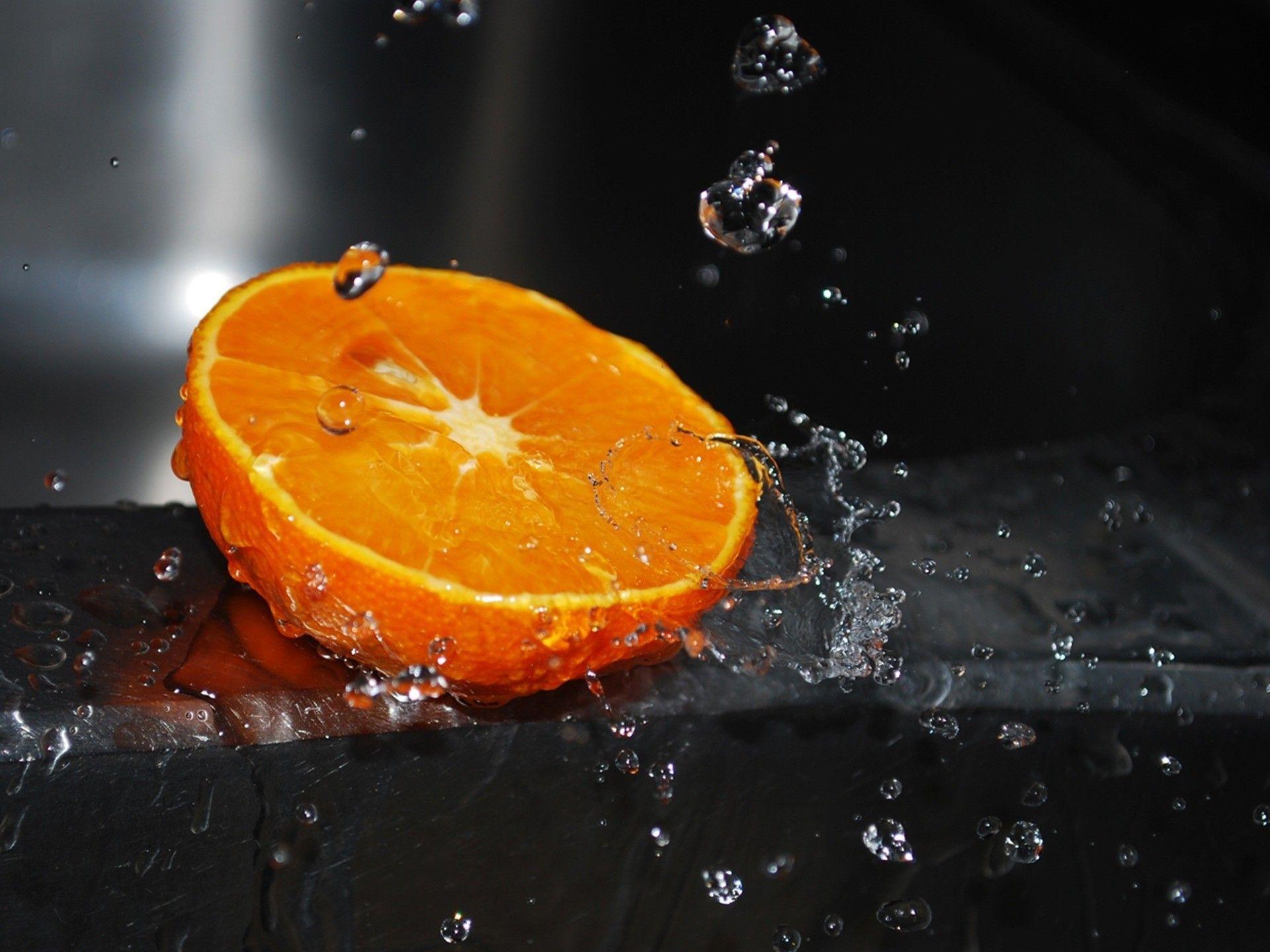 1920x1440 Oranges Wallpaper
