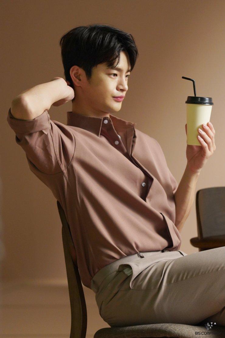 740x1110 Seo In Guk Gallery (서인국) HanCinema