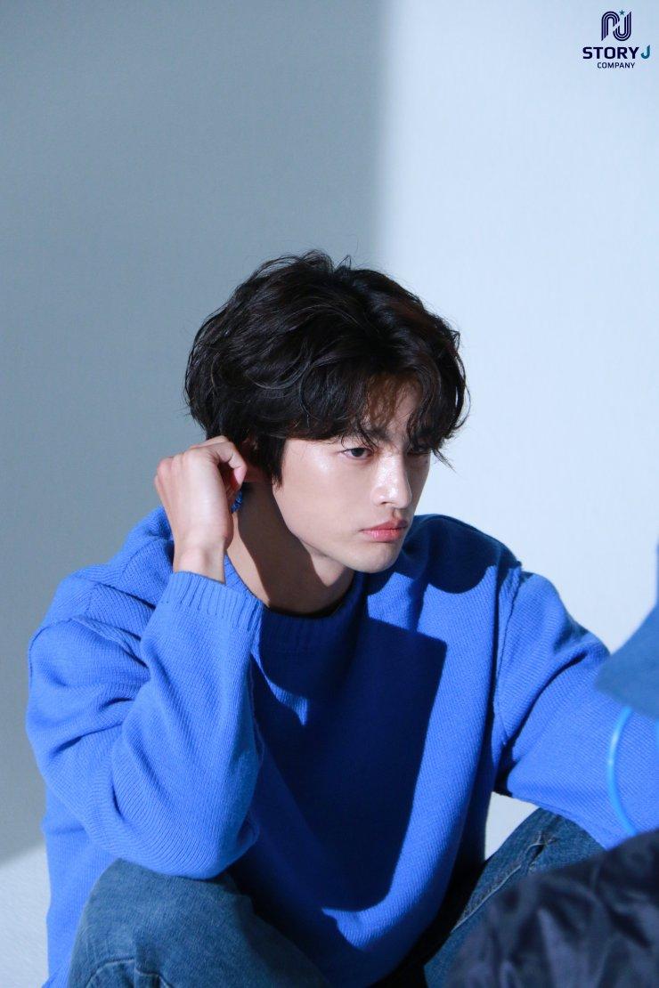 740x1110 Seo In Guk Gallery (서인국) HanCinema