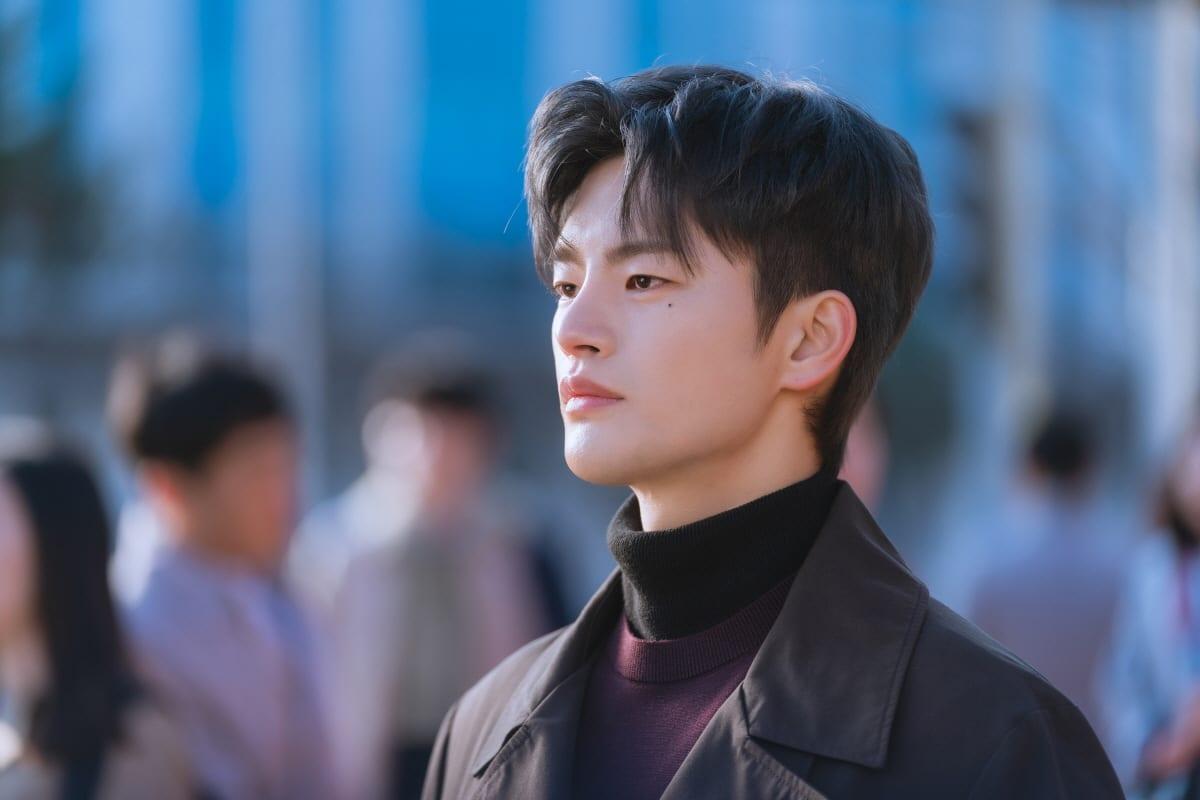 1200x800 Seo In Guk Says He's “Always Fascinated by Park Bo Young's Performance”