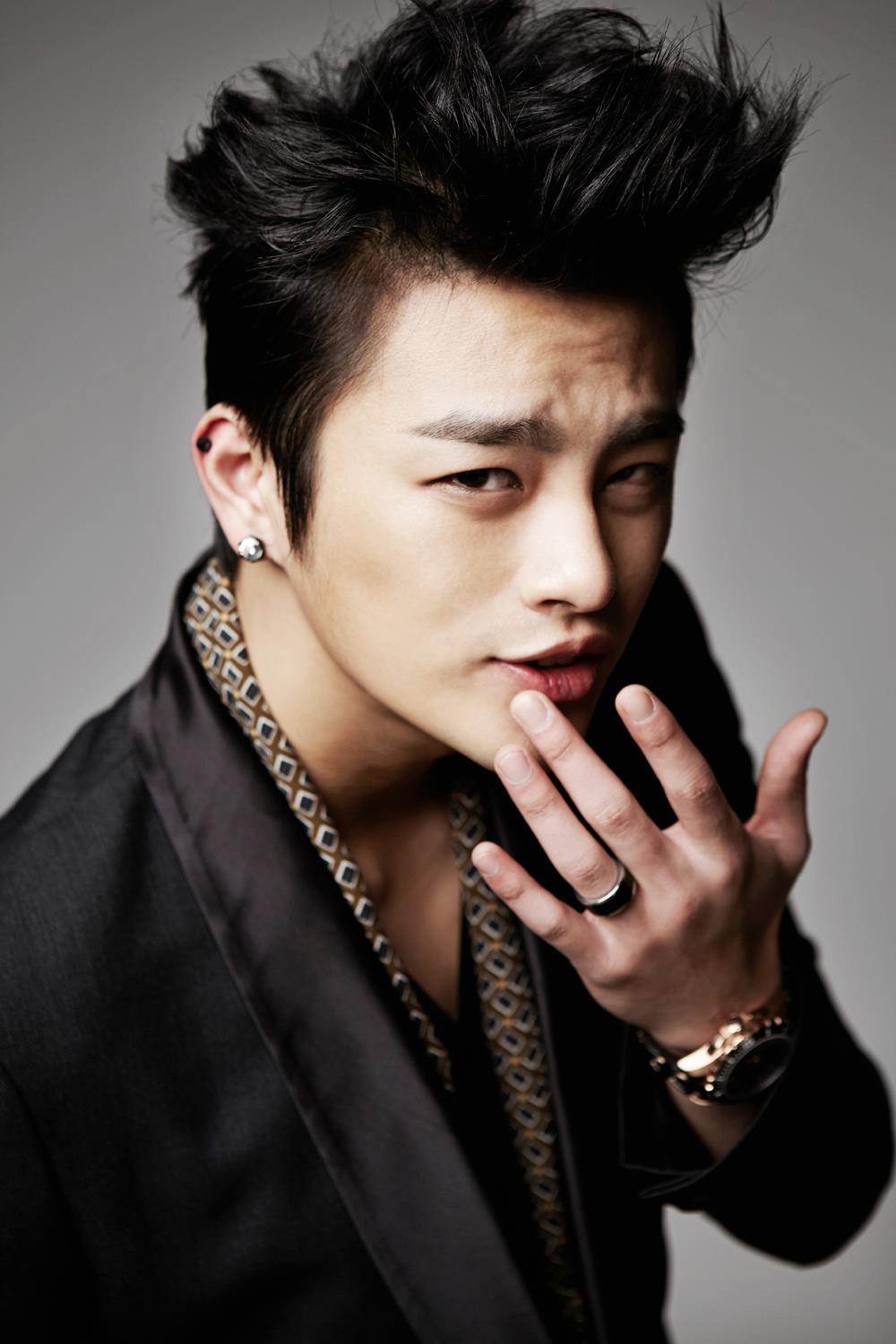 1000x1500 even in sleep', Seo In Guk teases fans with comeback photo