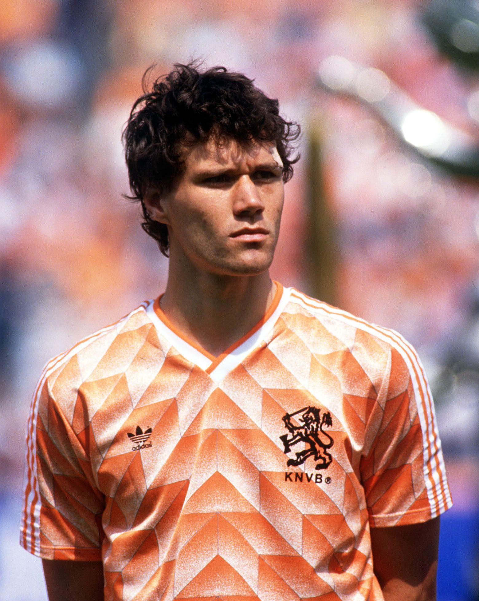 1559x1954 Marco Van Basten. Marco van basten, Fifa football, World football