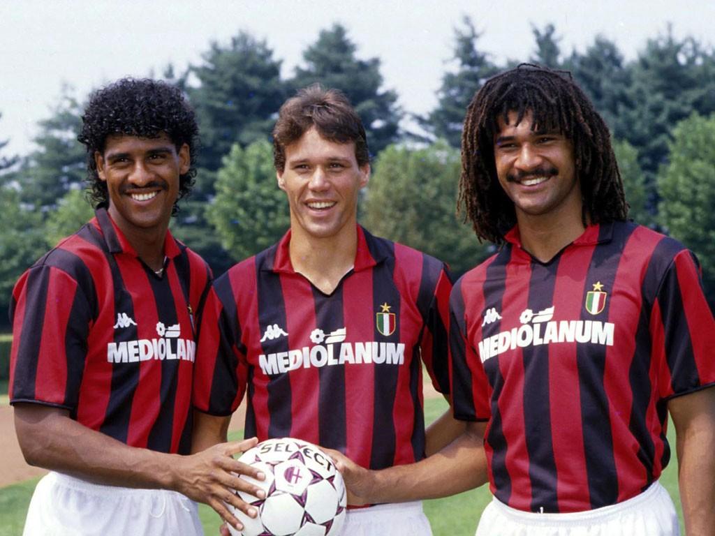 1024x768 footballers, Marco Van Basten, Frank Rijkaard, Ruud Gullit, Soccer, Netherlands, AC Milan Wallpaper HD / Desktop and Mobile Background