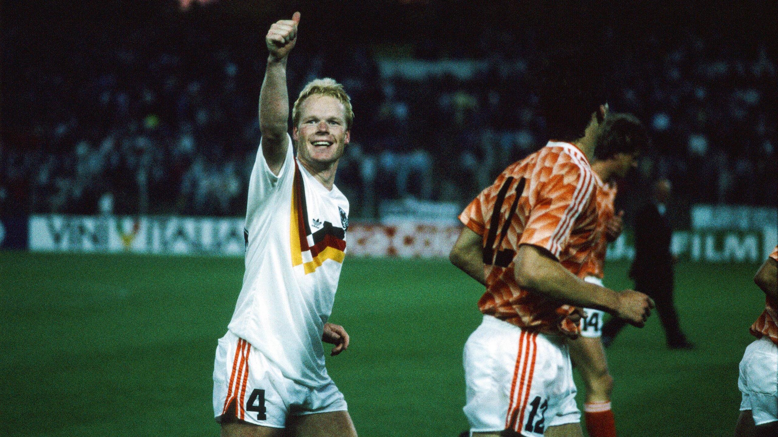 2560x1440 Euro Icon: Marco van Basten and Dutch delight