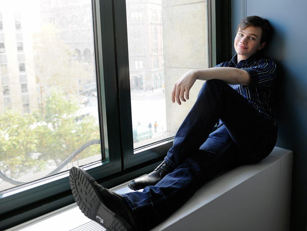 1040x783 Chris Colfer! ^^ Hummel Photo