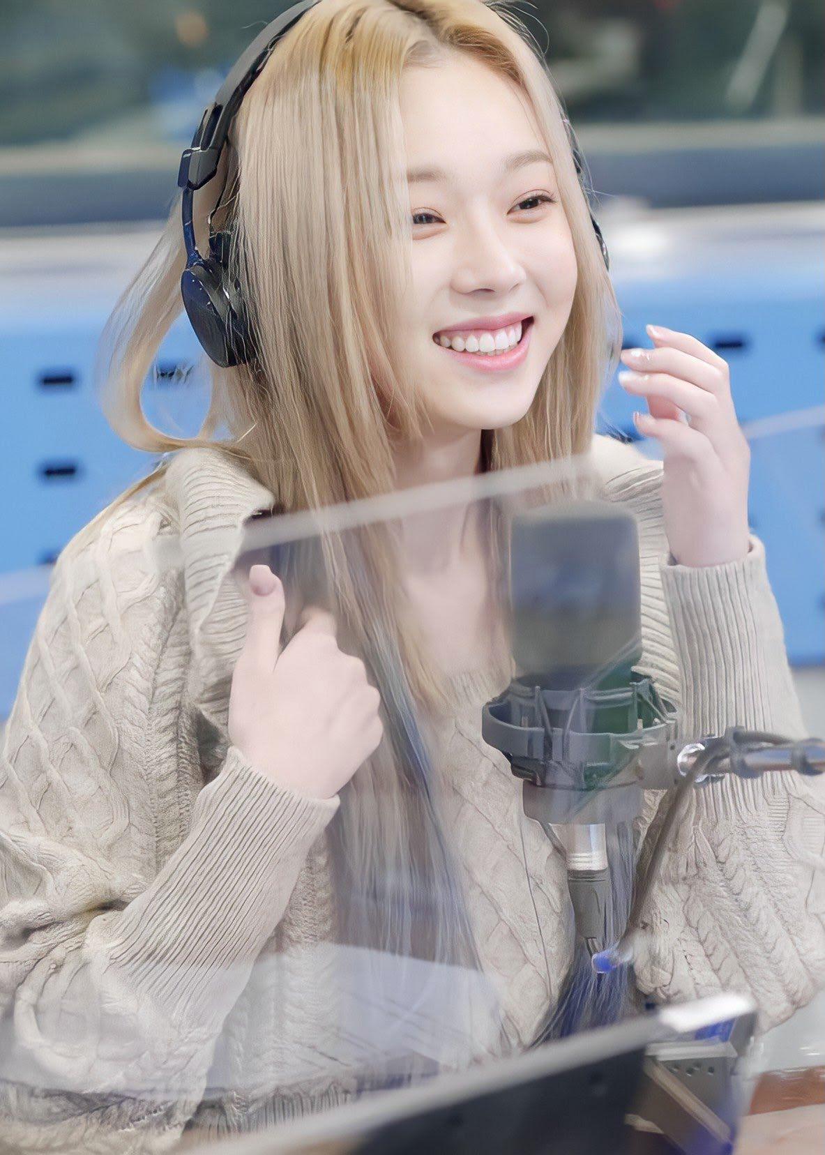 1183x1656 Aespa's Winter Reveals What Each Members' Adorable Speaking Habits Are