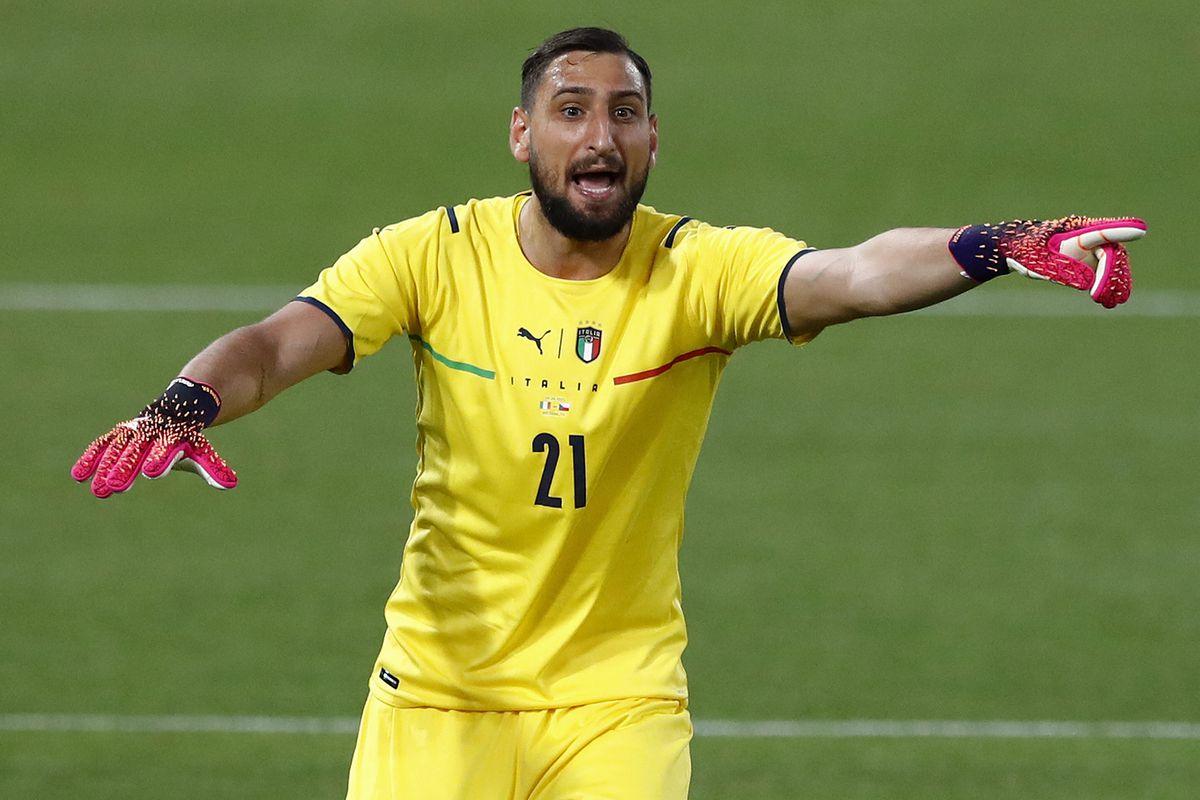 1200x800 Reports: Paris Saint Germain Closing In On Signing Gianluigi Donnarumma & White & Read All Over