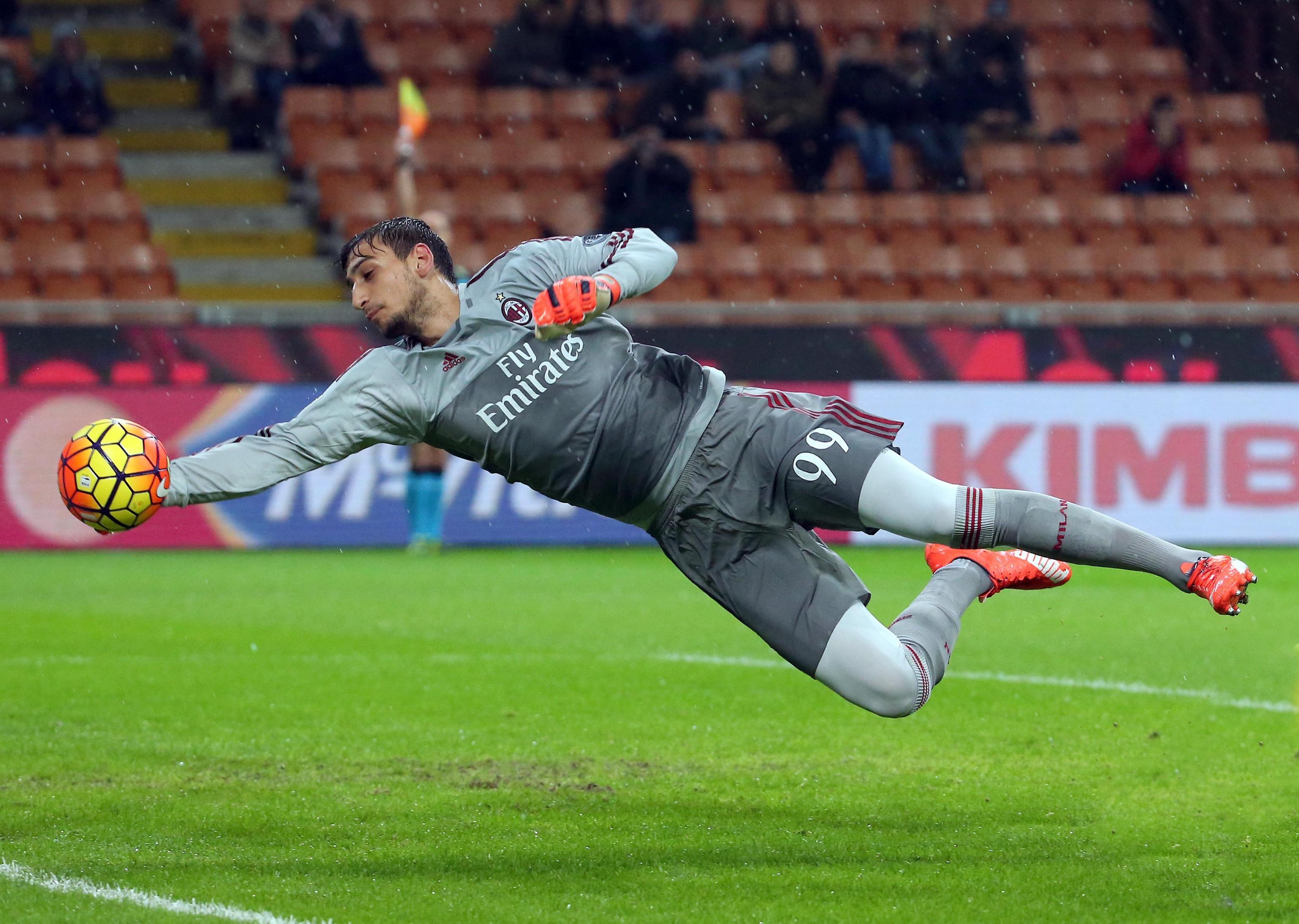 3072x2186 Gianluigi Donnarumma Milan Goalkeepers in Under 20 Wallpaper. Wallpaper Download. High Resolution Wallpaper