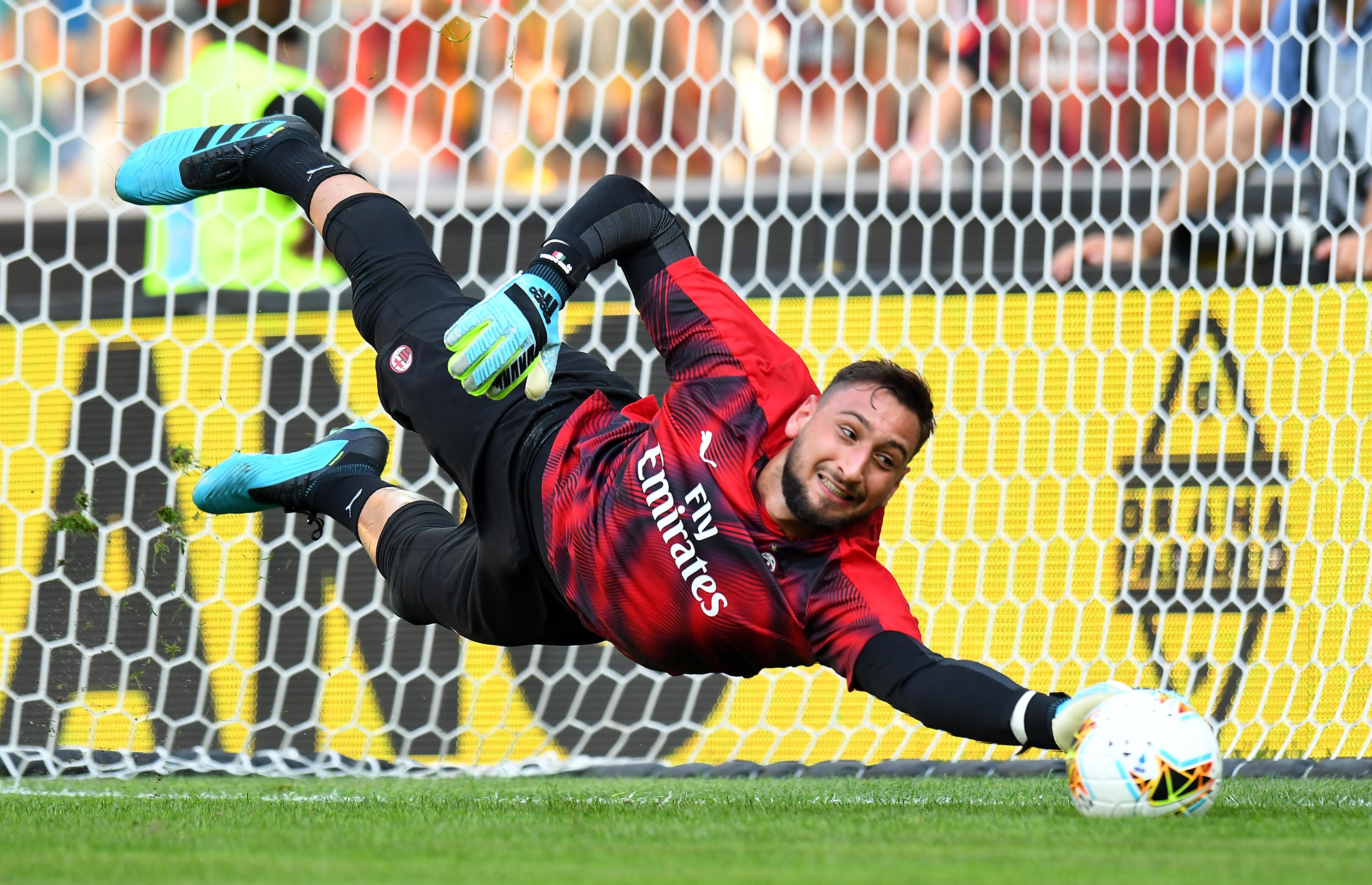 4584x2960 Tottenham, Arsenal and Chelsea in the race for Gianluigi Donnarumma