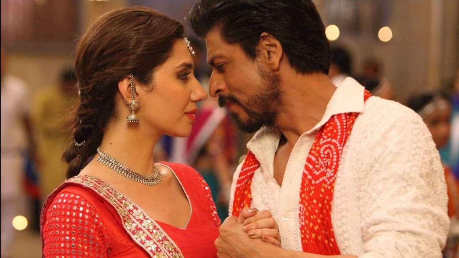 1600x900 Yaar! It's Shah Rukh Khan': What Mahira Khan was told when she asked to read Raees' script