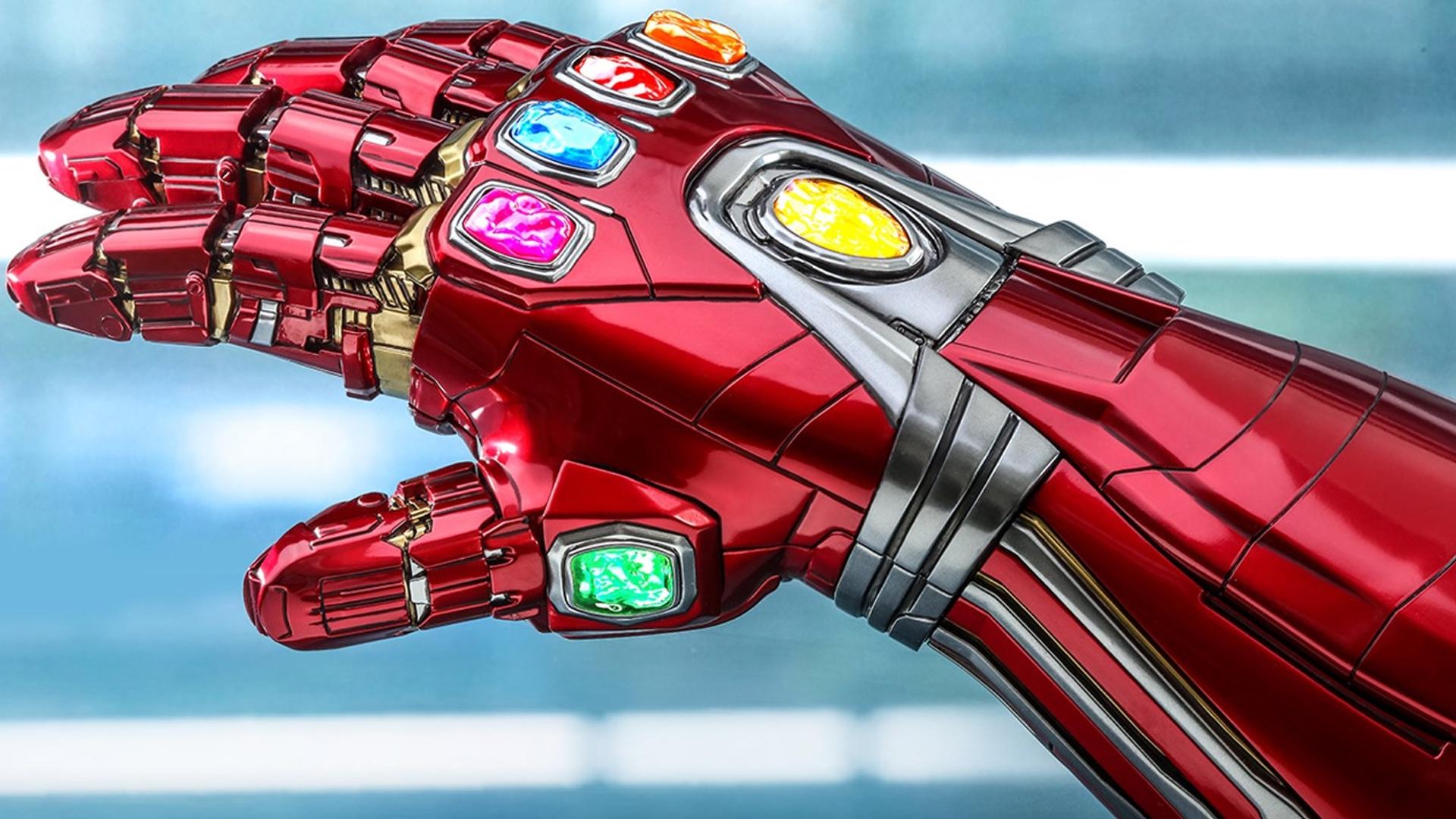 1920x1080 Hot Toys Reveals Tony Stark's Life Size AVENGERS: ENDGAME Nano Gauntlet