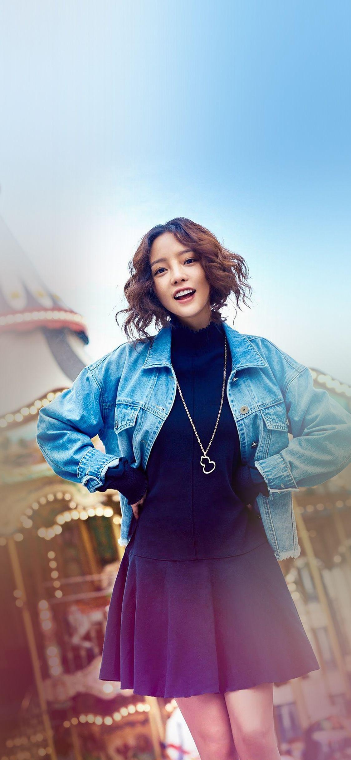 1125x2436 iPhone X wallpaper. guhara girl kpop merry