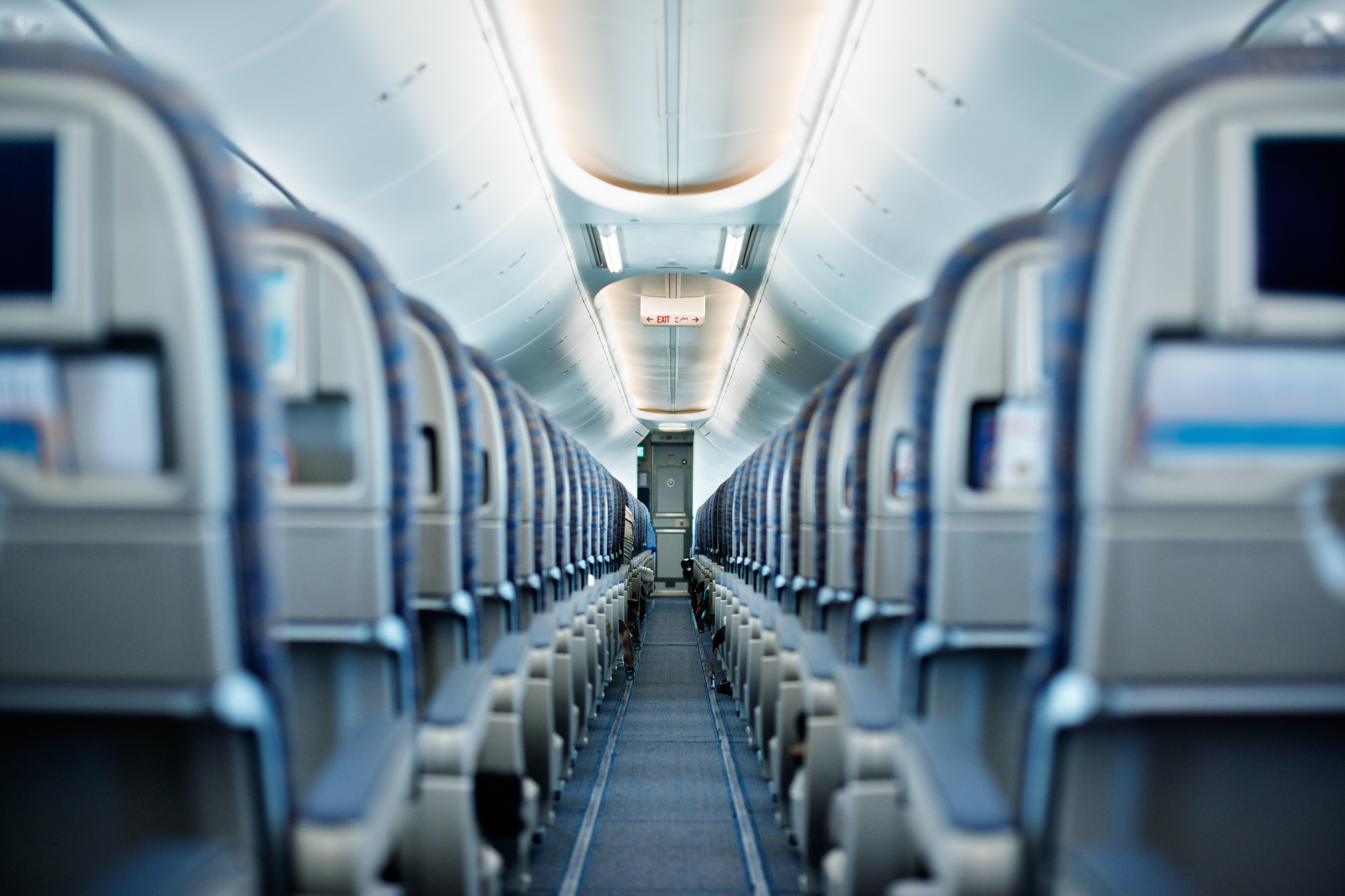 7271x4847 How Clean Is the Air on Planes?. Condé Nast Traveler