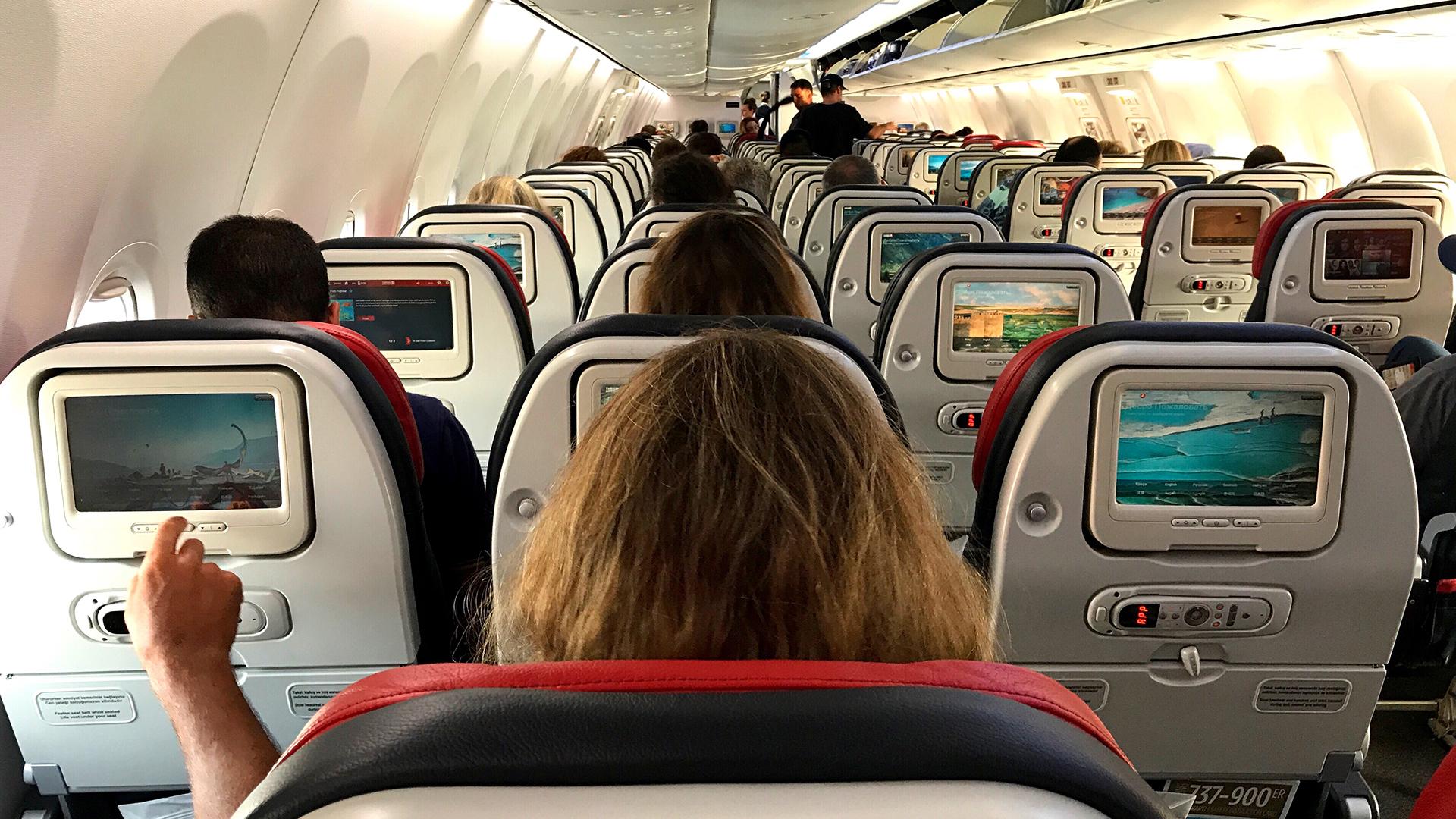 1920x1080 The 5 Rules of Reclining Your Airplane Seat