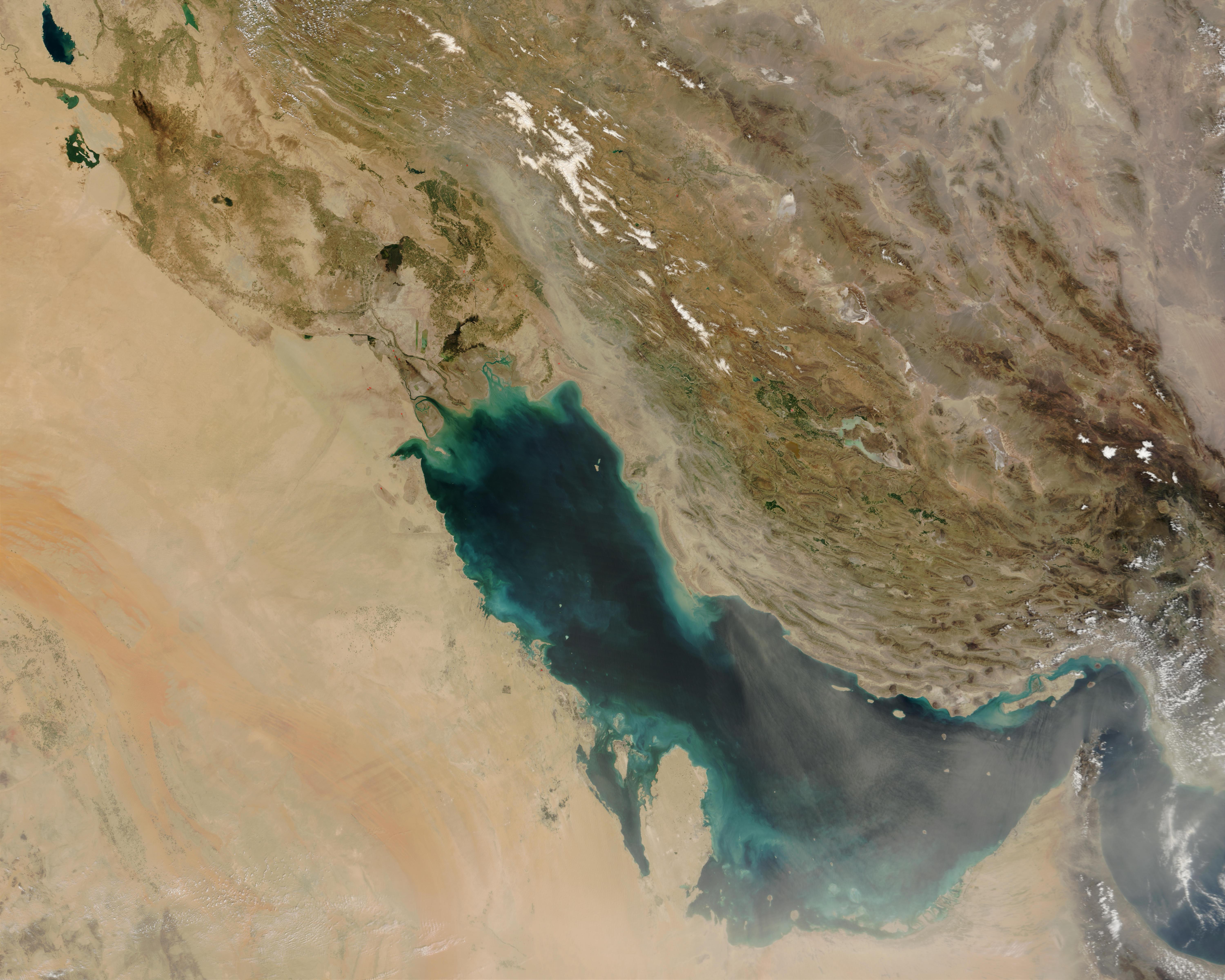 6000x4800 Dust Storm across the Persian Gulf, March 28 2003.0735