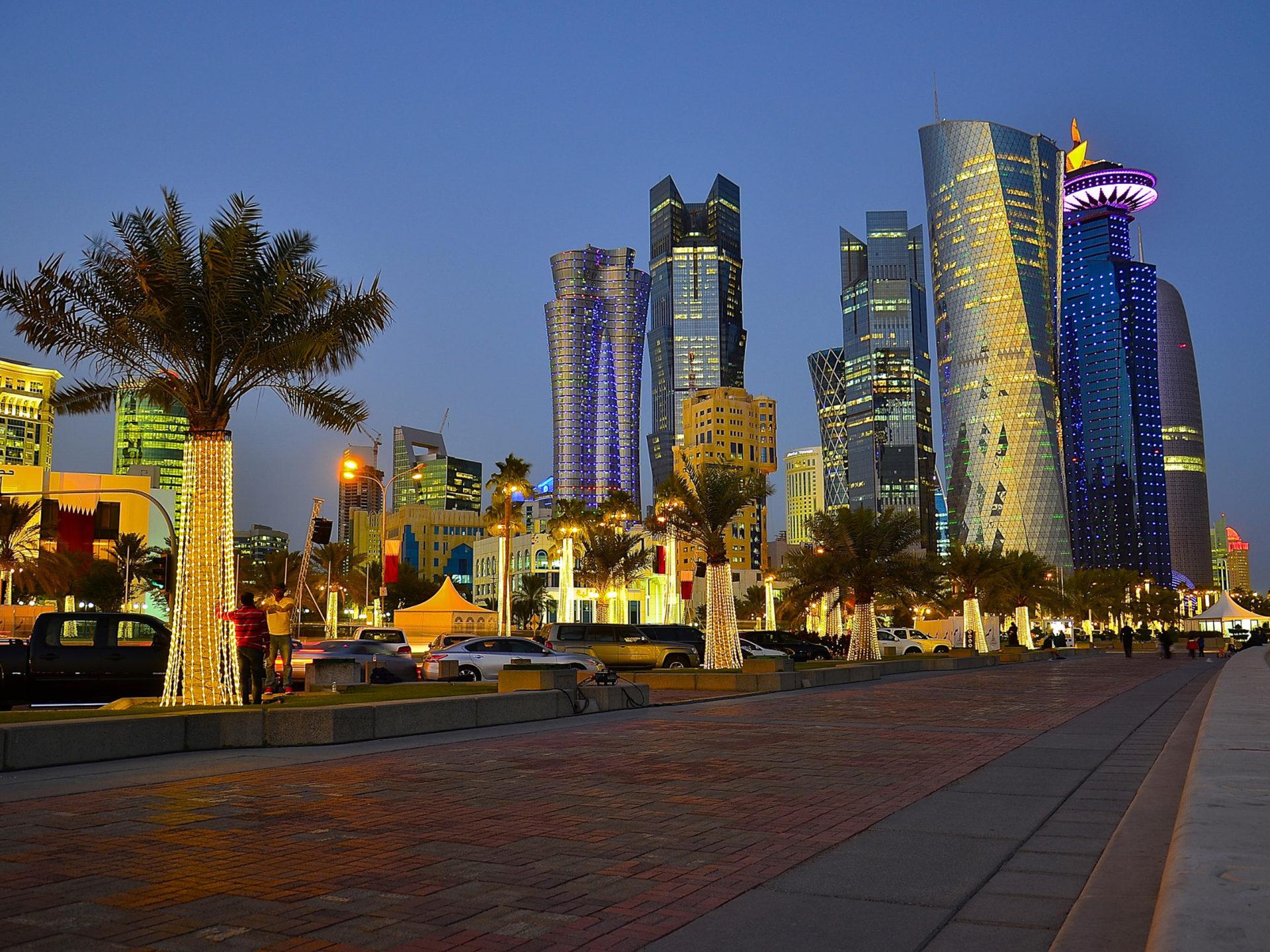 1920x1440 Doha Capital And The Nation's Most Populous City Qatar On The Shores Of The Persian Gulf In The East Of The Country HD Desktop Wallpaper 3840х2400 :