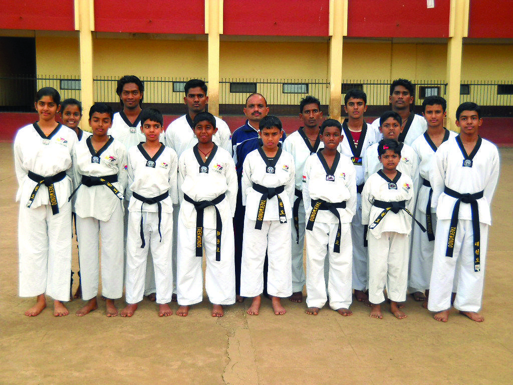 1024x768 Black Belts for Vasco Taekwondo Academy. Vasco Watch Online