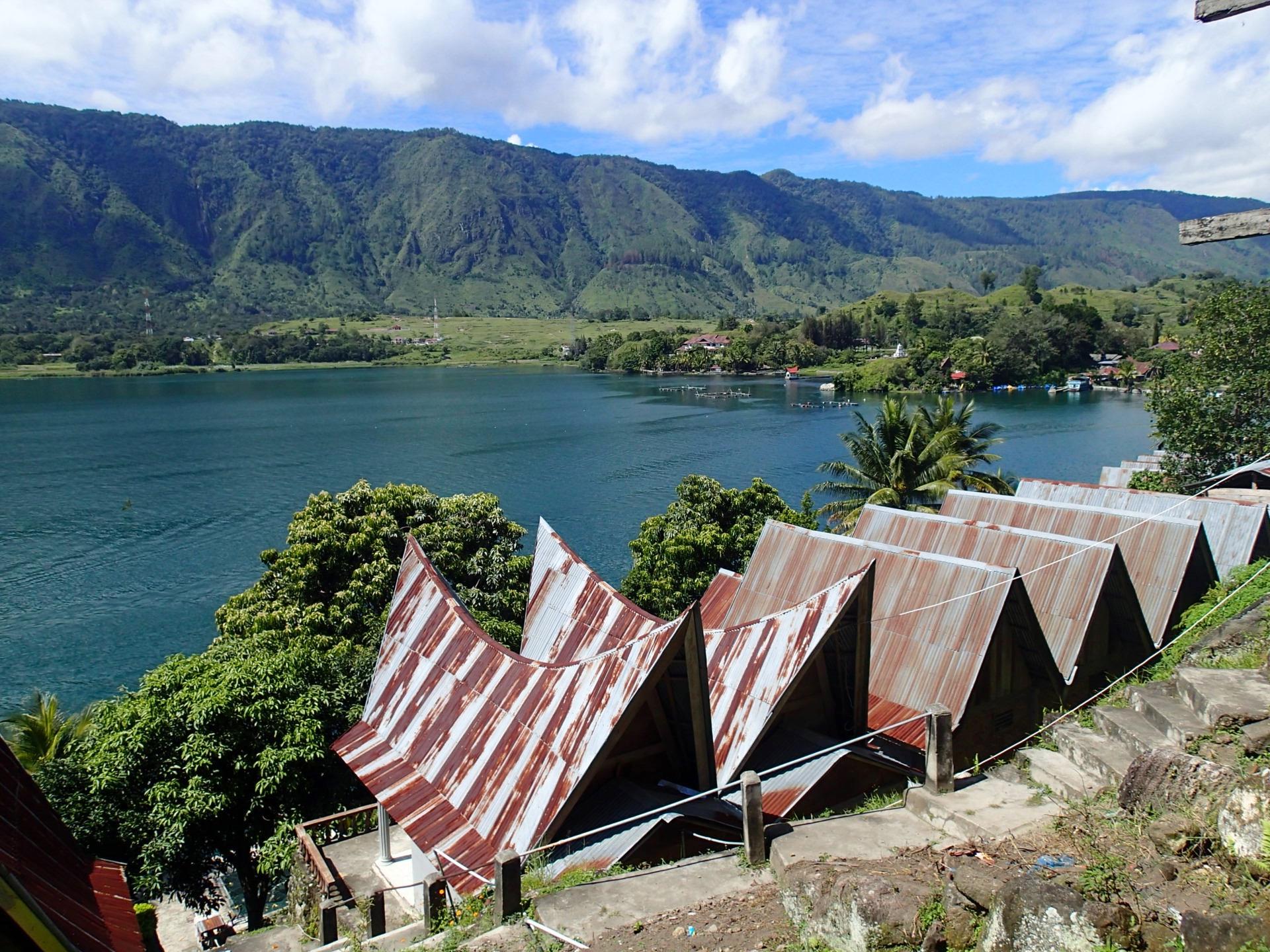 1920x1440 Lake Toba