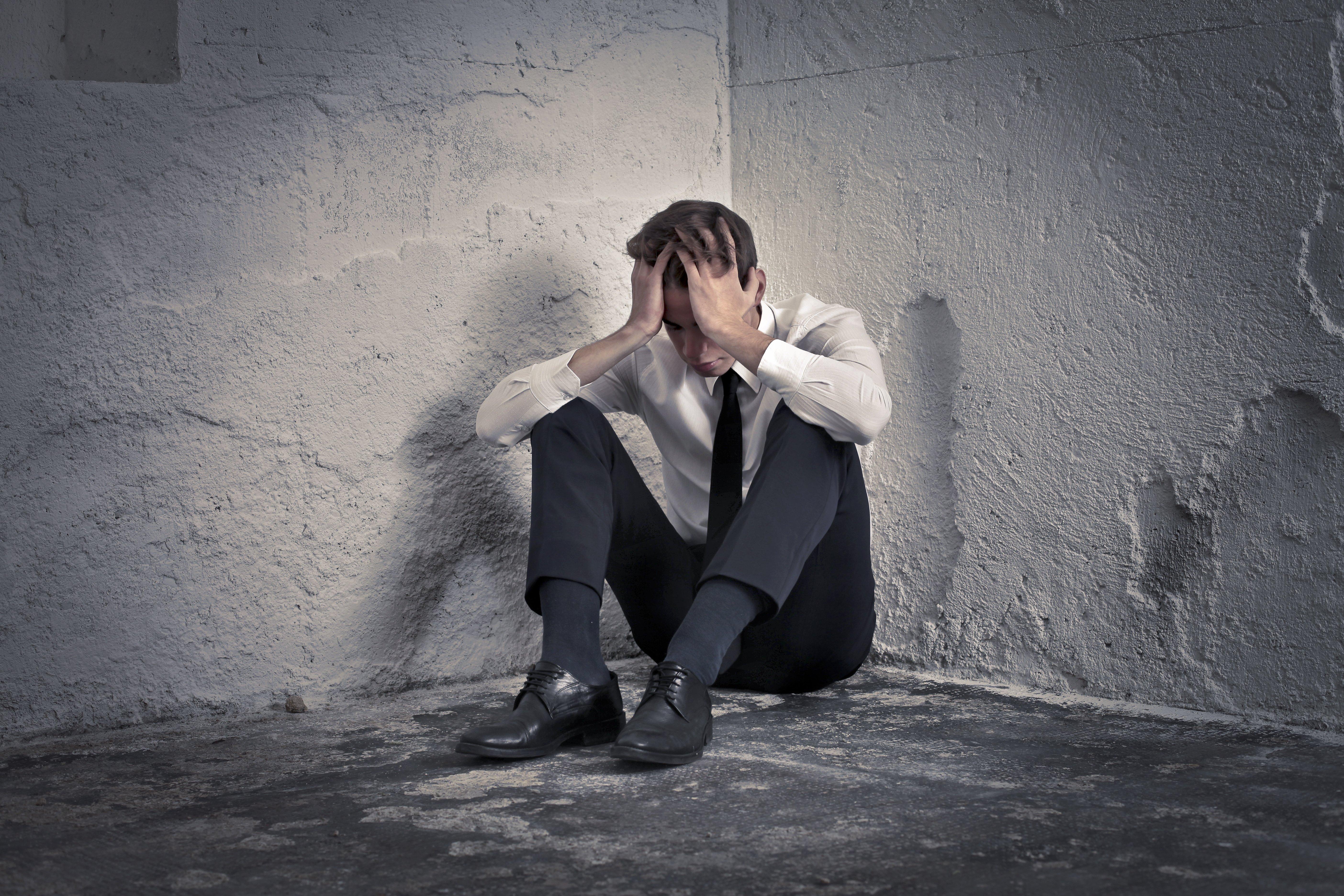 5616x3744 Male Wallpaper and HD Background free download on PicGaGa
