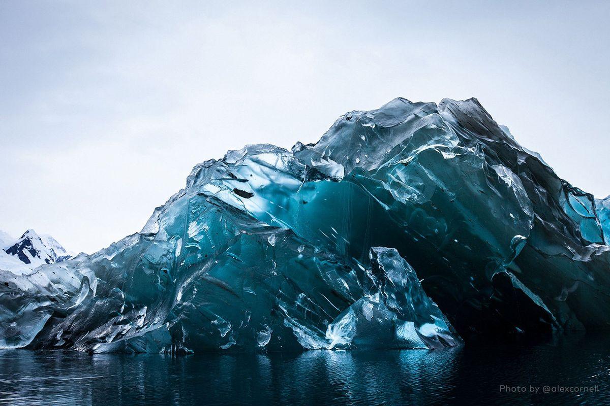 1200x800 Flipped Iceberg Wallpaper