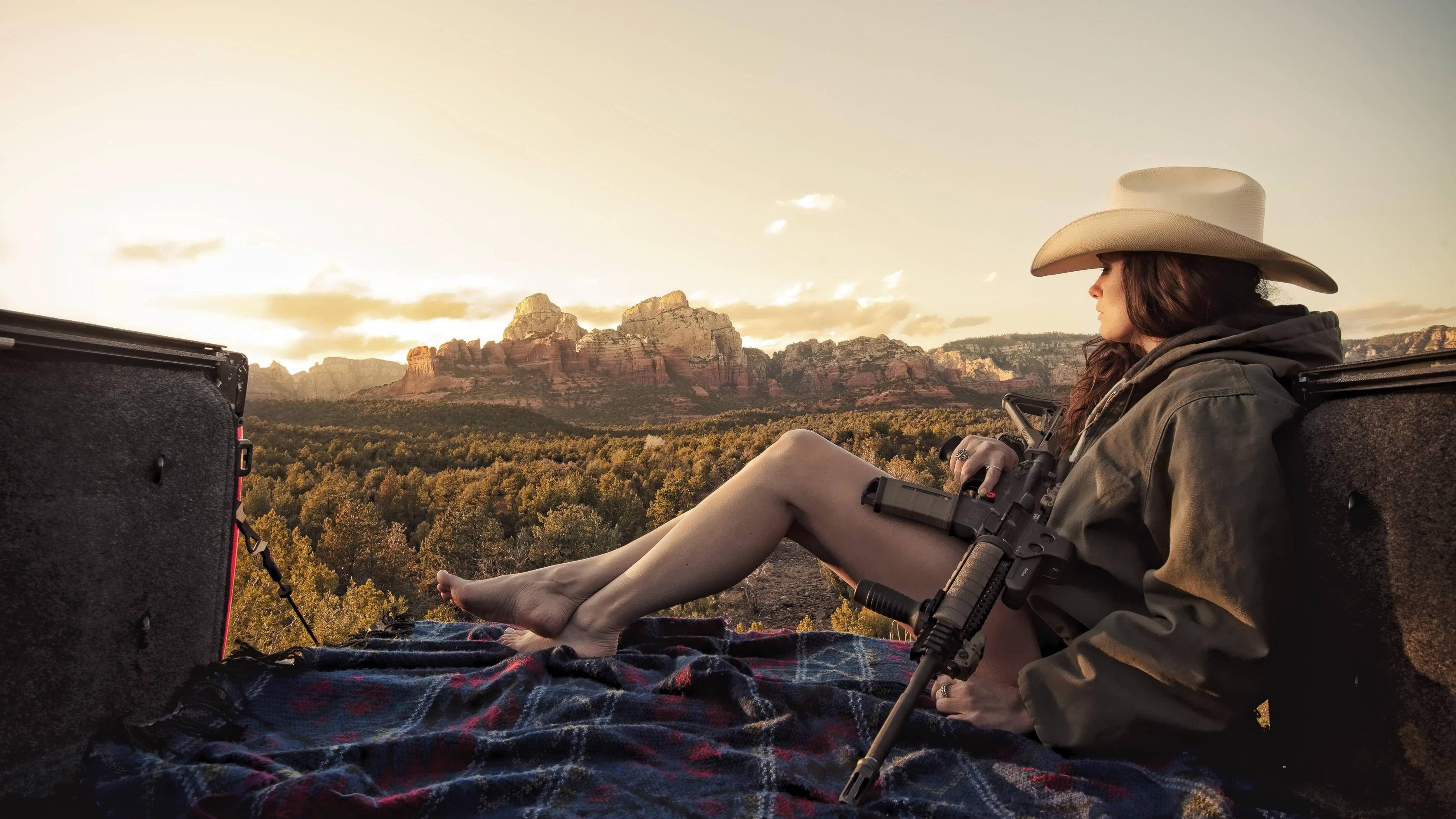 3532x1987 Western Girl Wallpaper