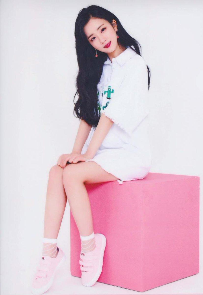 827x1200 Yoon Bo Mi Image KPOP Image Board