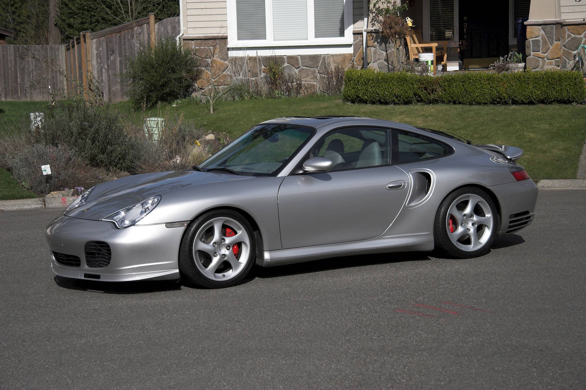 2000x1333 Porsche 911 Carrera 40th Anniversary 2dr Rear Wheel Drive Coupe
