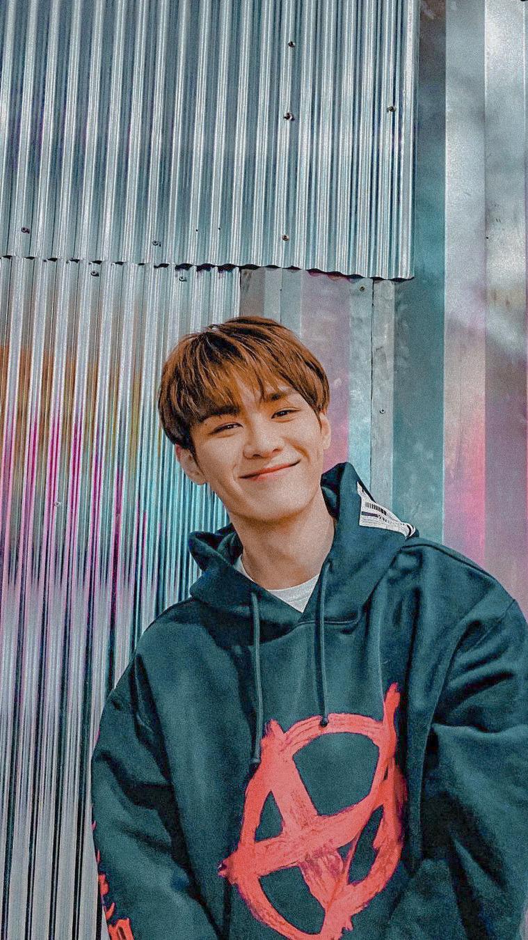 759x1350 kun wayv wallpaper