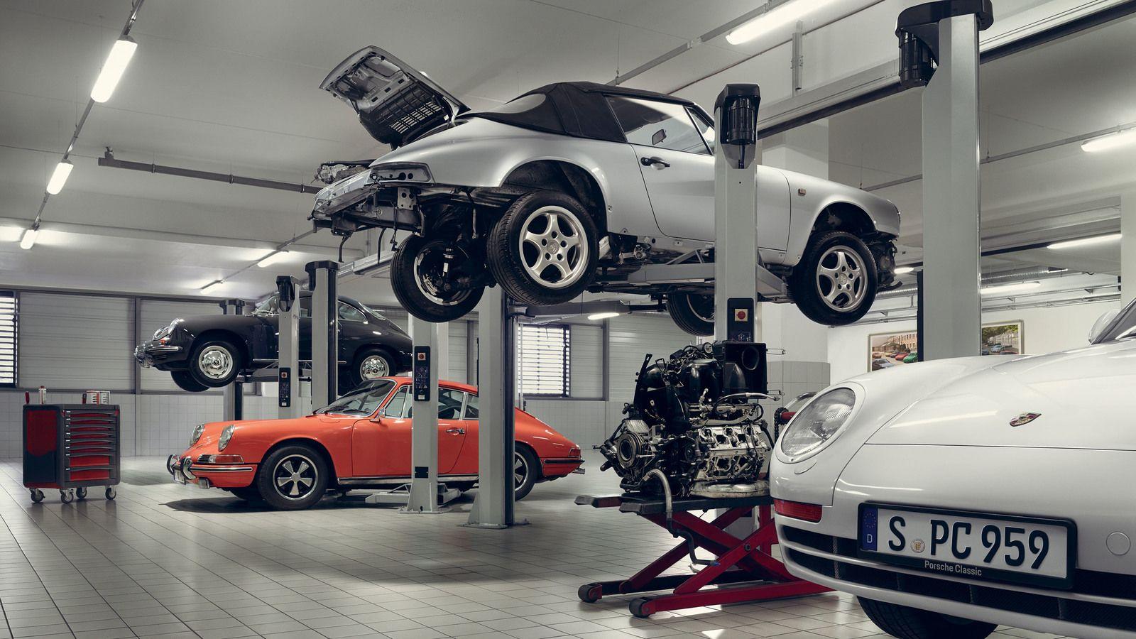 1600x900 Porsche Gallery