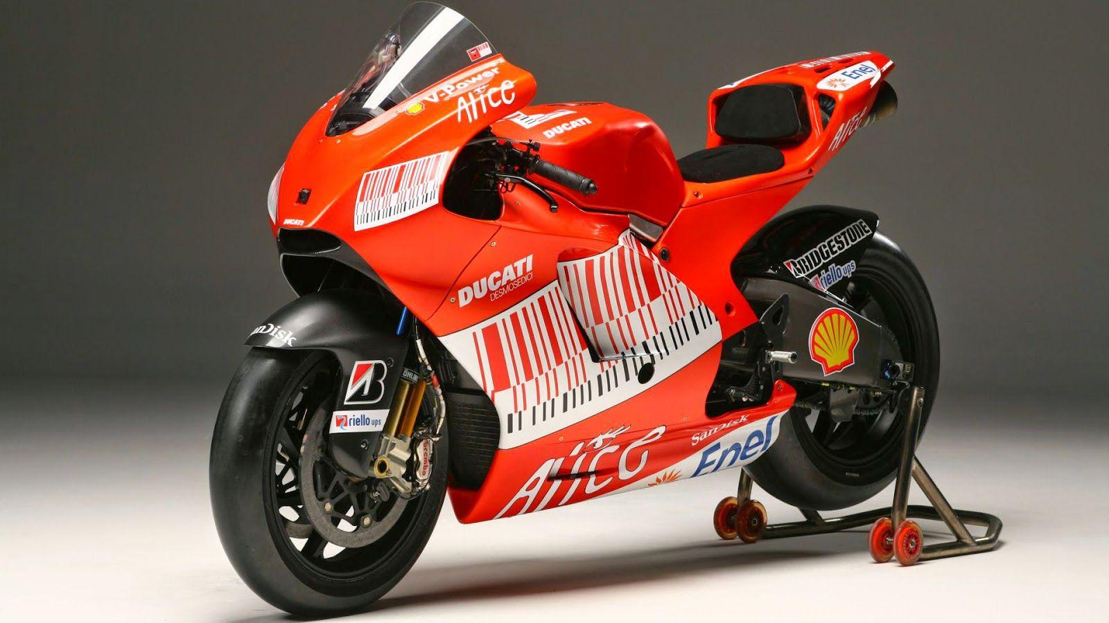 1600x900 picture of Ducati Sports Bike HD Picture. Sports bike wallpaper, Sports bike wallpaper hd, Sport bikes wallpaper