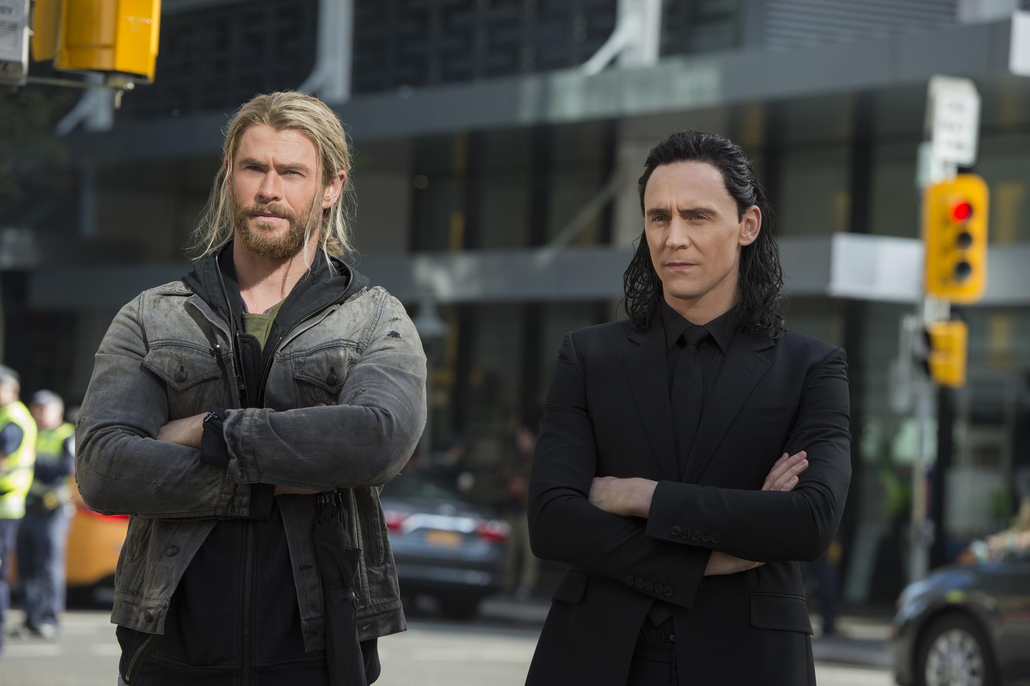 2048x1363 Thor: Ragnarok (2017)