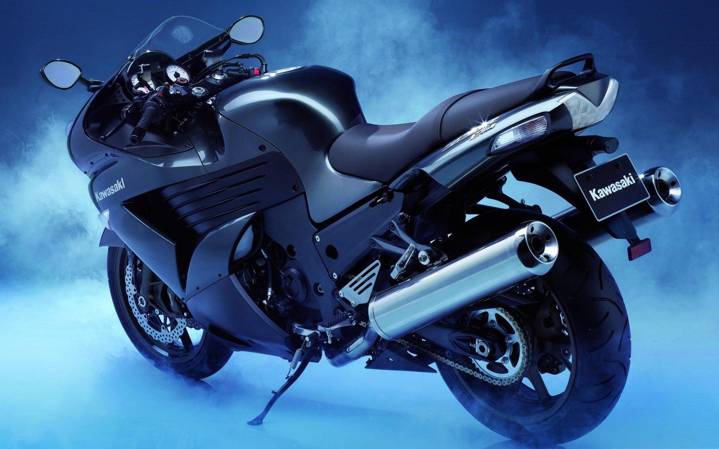 2400x1500 Bikes Wallpaper